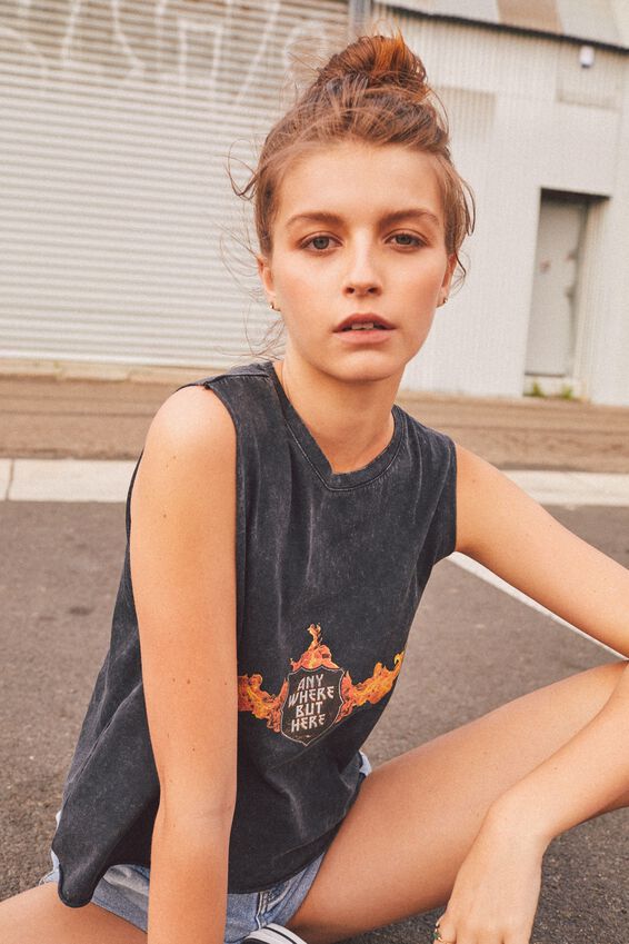 Graphic Tank, WASHED BLACK/ANYWHERE ELSE BUT HERE