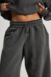 Ultra Baggy Trackpant, WASHED BLACK - alternate image 4