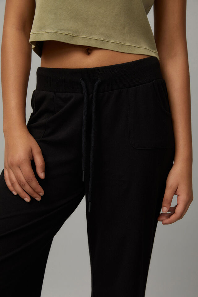 Lightweight Straight Leg Trackpant, BLACK