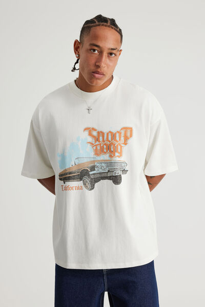 Box Fit Music Merch T Shirt, LCN BRA CLOUD/SNOOP LOW RIDER