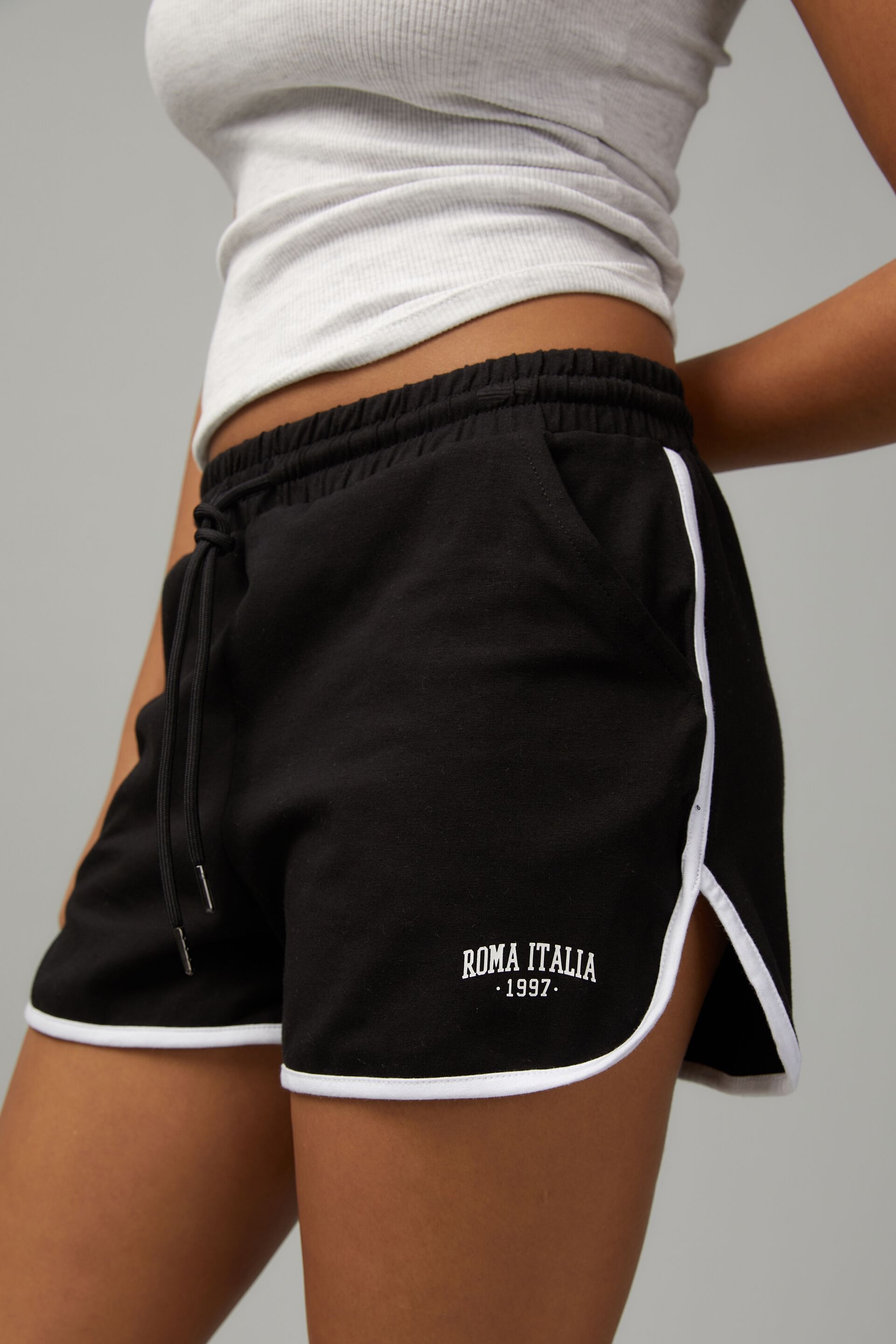 Black jersey shop shorts womens