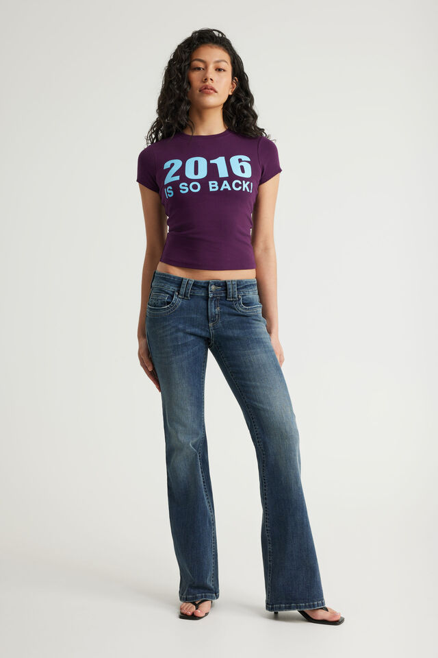 Fitted Graphic Tee, SYRAH/2016 IS SO BACK