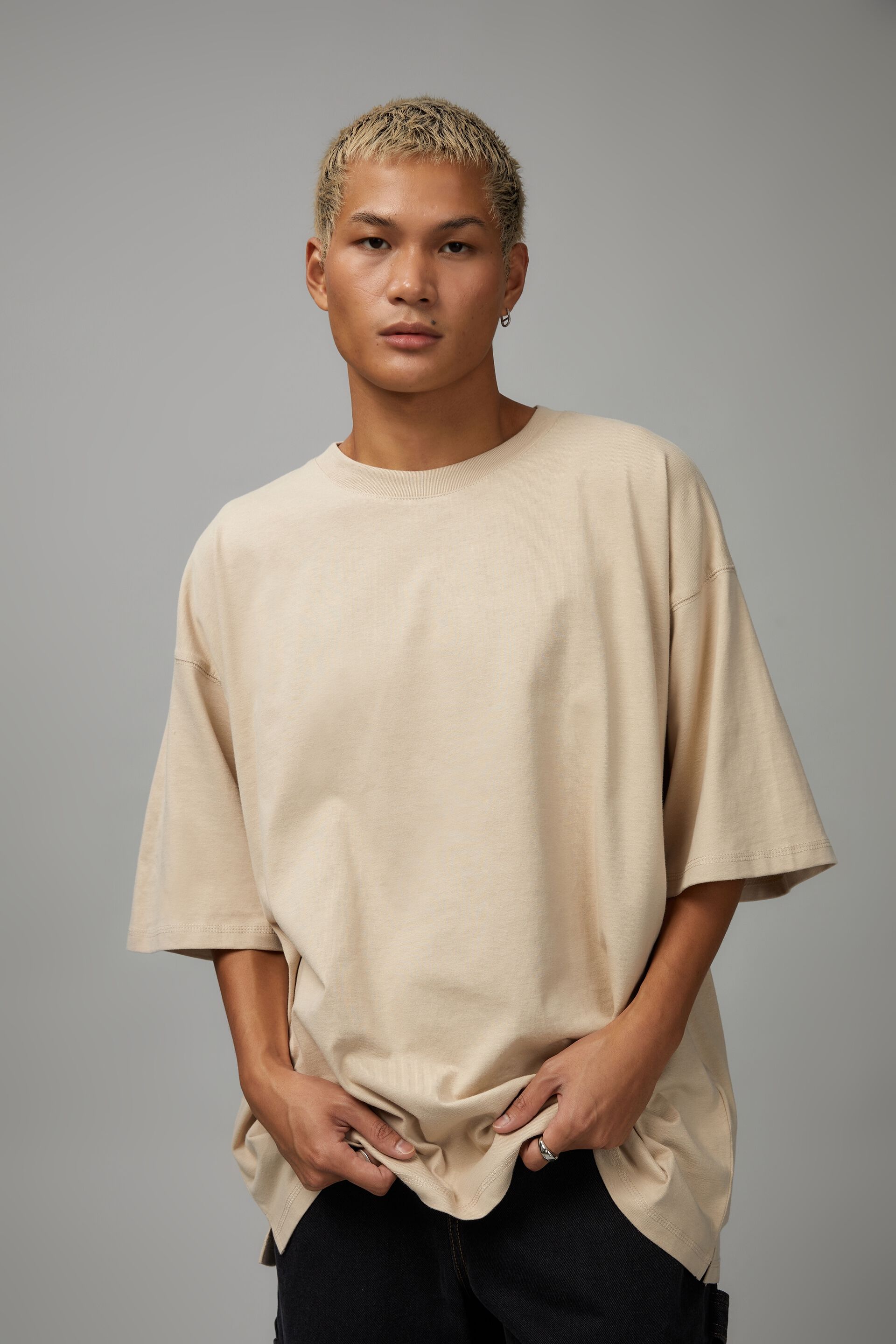 T shirt beige deals