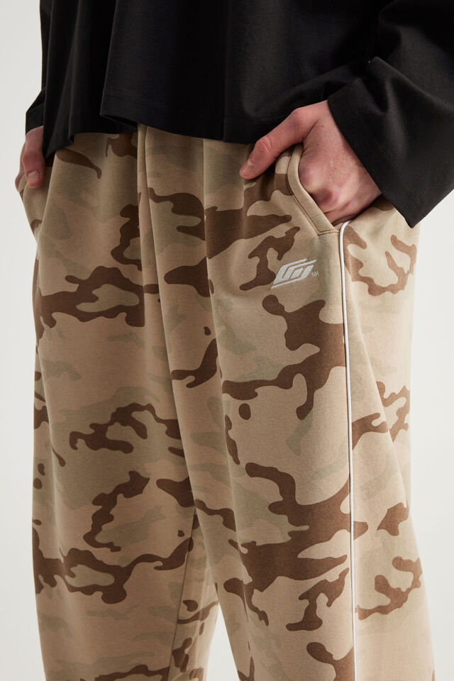 Barrel Leg Track Pant, OG MUTED CAMO