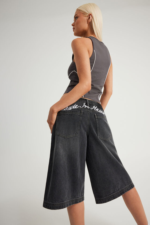Mega Baggy Jort, DARK SILENCE/EMBROIDERY