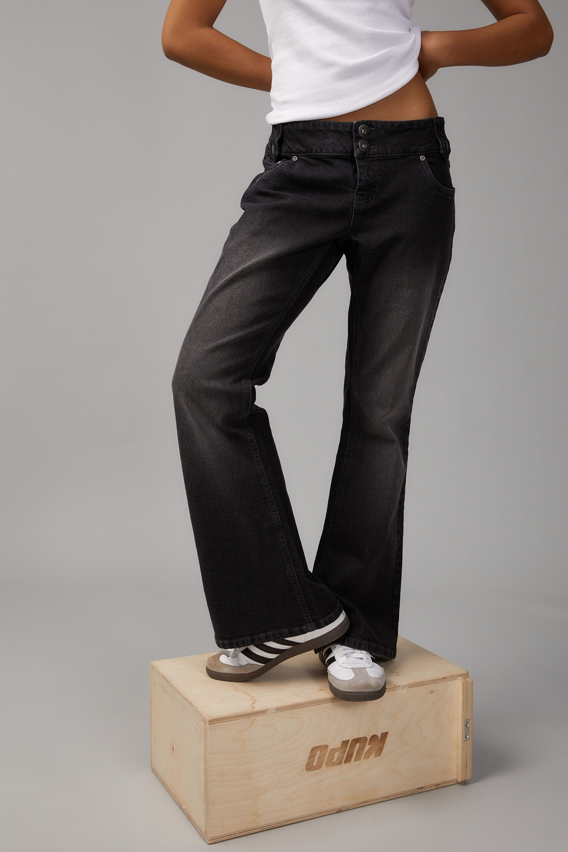 Low rise kick flare jeans hot sale