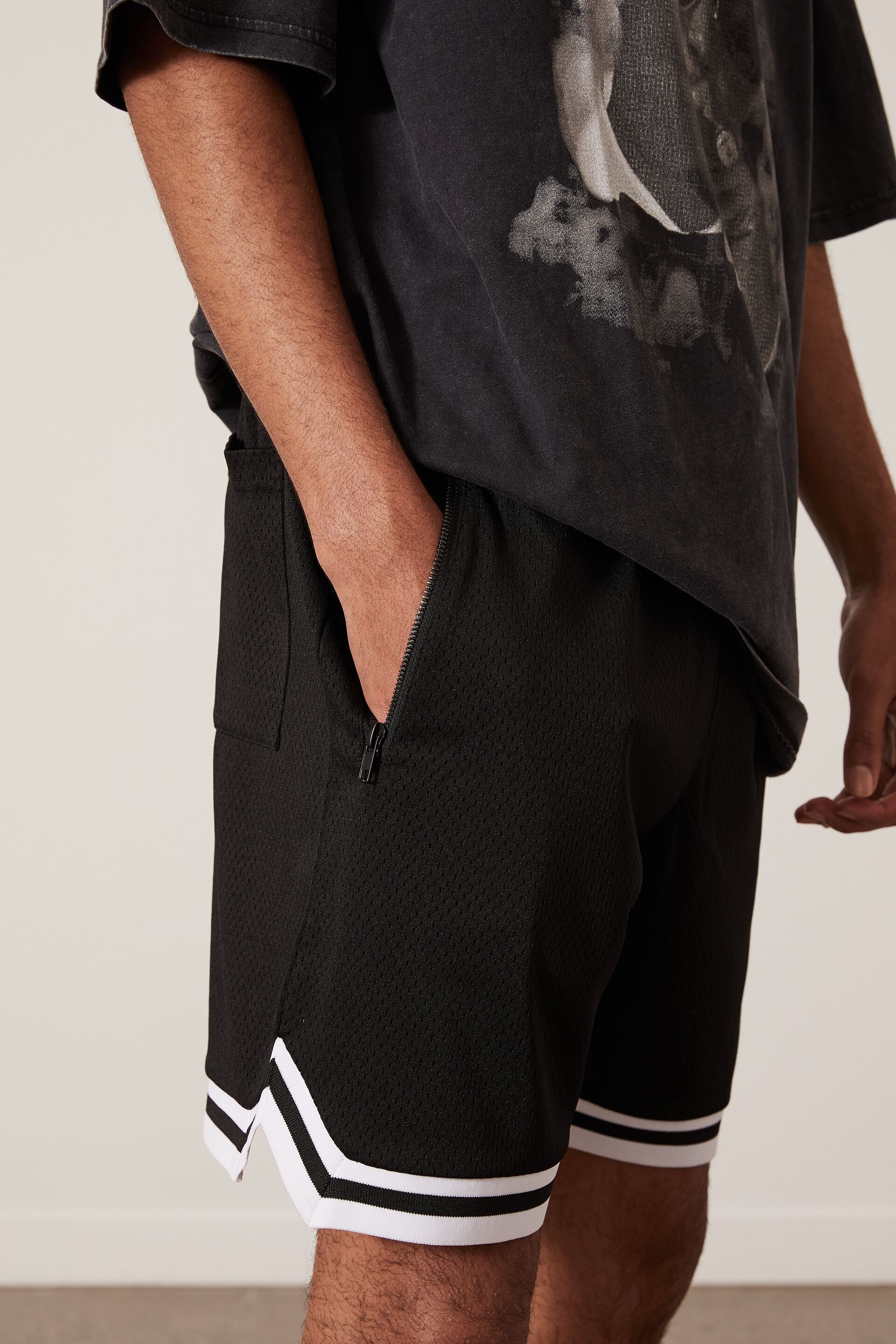 Mens short basketball shorts on sale
