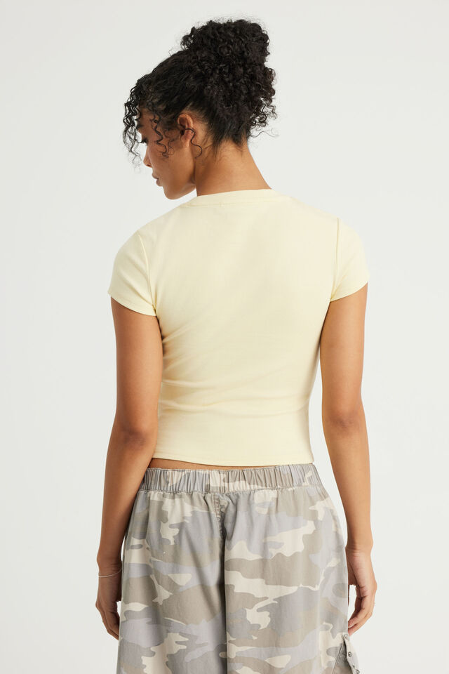 Fitted Graphic Tee, LEMON BUTTER / THAT S HOT
