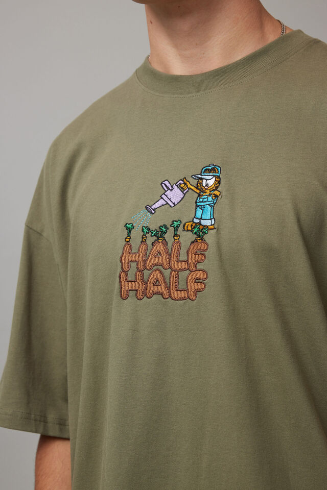Half Half X Garfield T Shirt, LCN GAR DUSTY KHAKI/GARFIELD HALF HALF