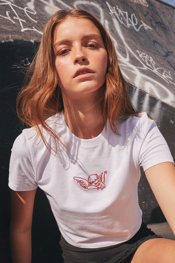 Fitted Graphic T Shirt, WHITE/DEVIL WINGS
