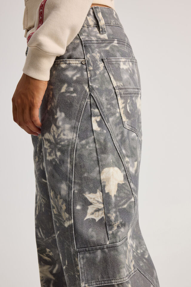 Mid Rise Cargo Jean, WOODLAND CAMO
