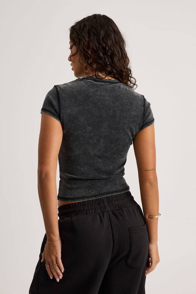 Fitted Graphic Tee, WASHED BLACK