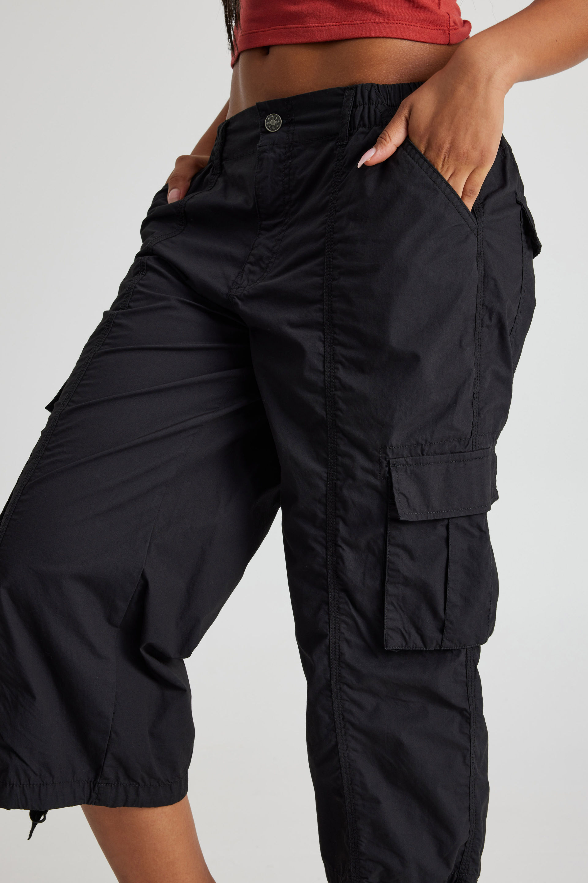 Woven capri pants cheap