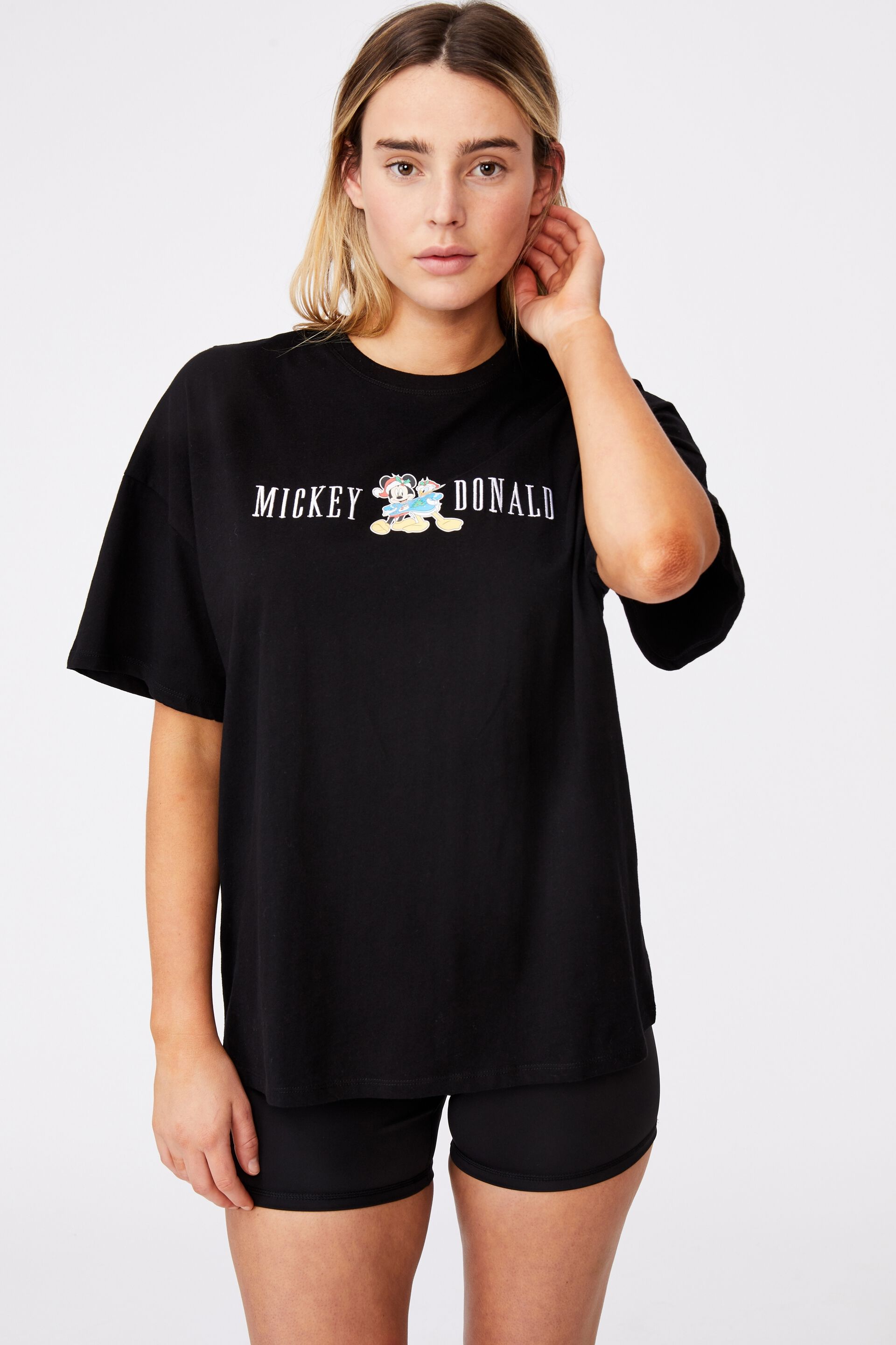 relaxed graphic tees
