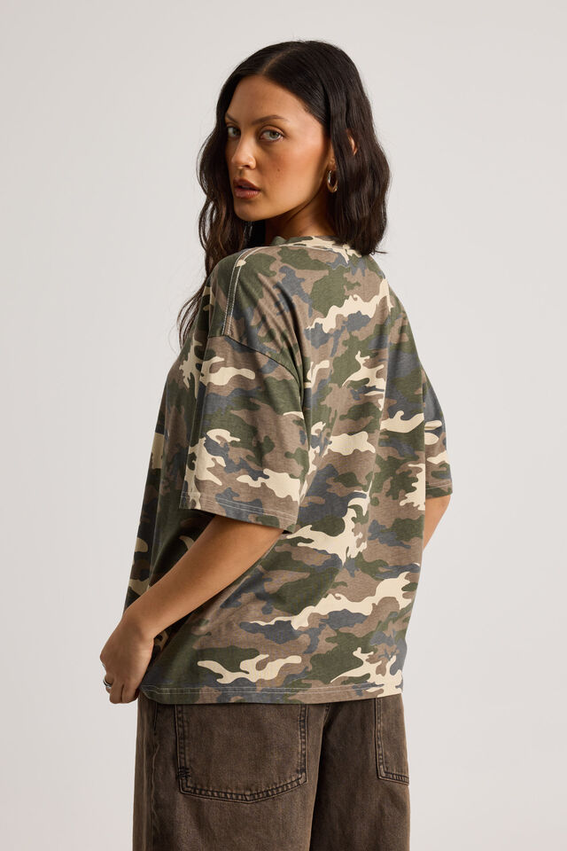 Oversized Graphic Tee, WASHED TRAD CAMO/AWAKE