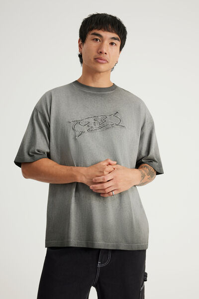 Notion Vintage Graphic Tshirt, NTN WASHED BLACK/STUDDED LOGO