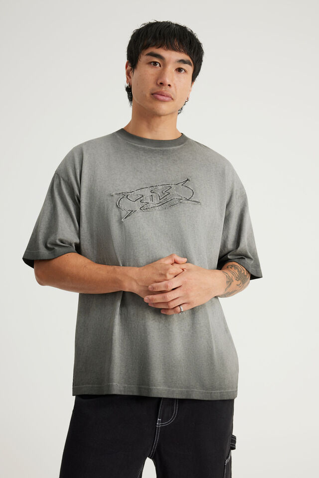 Notion Vintage Graphic Tshirt, NTN WASHED BLACK/STUDDED LOGO