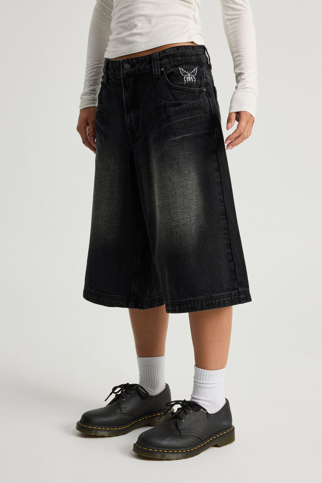 Mega Baggy Jort, EXTREME BLACK WASH_BUTTERFLY