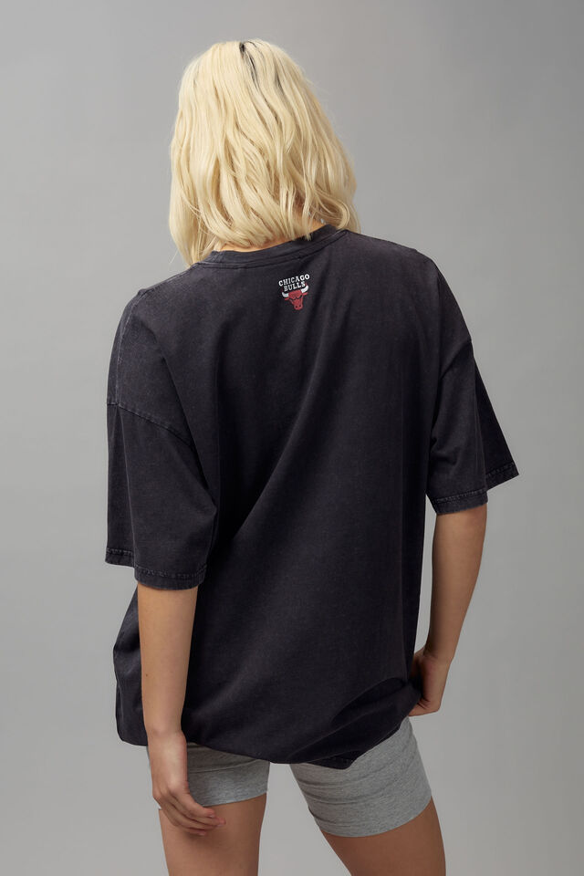 Nba Oversized Graphic Tee, LCN NBA BULLS BASKETBALL / WASHED BLACK