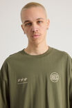 Box Fit Nba T Shirt, LCN NBA PORTLAND MOSS/NEW YORK KNICKS POSTER - alternate image 4