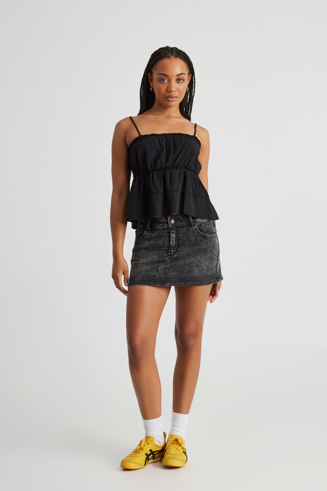 Luca Ruffle Top, BLACK