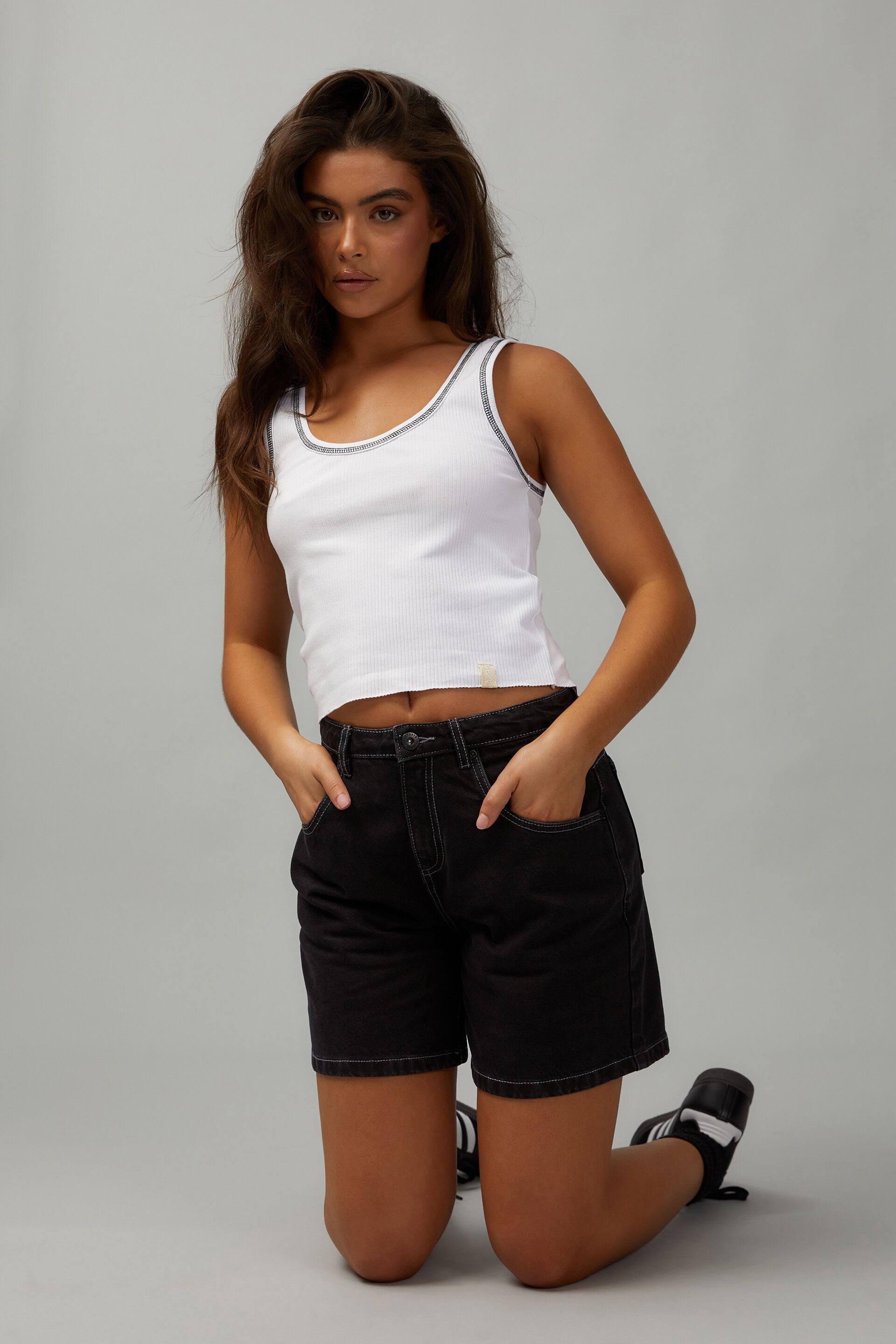 Zoe Mid Rise Denim Shorts Frayed for Women - Conceited Co.