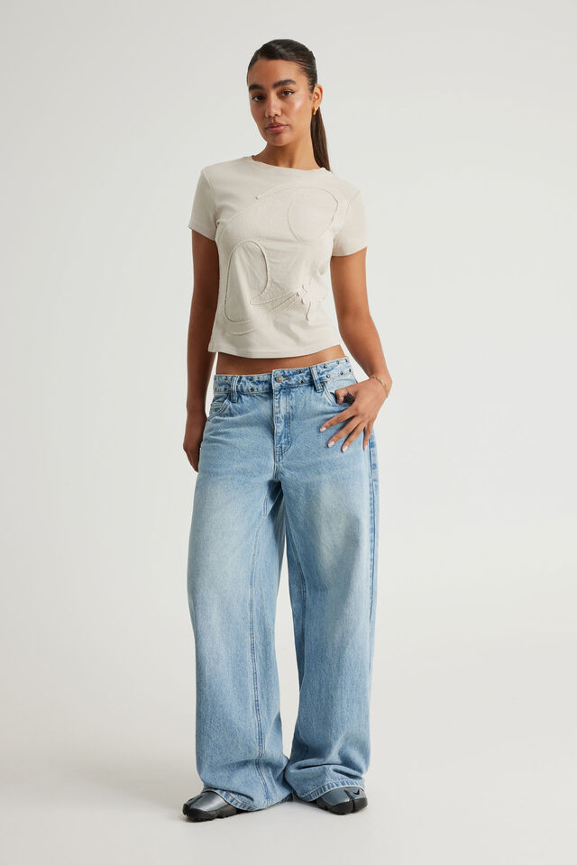 Fitted Graphic Tee, PEBBLE/NTN APPLIQUE