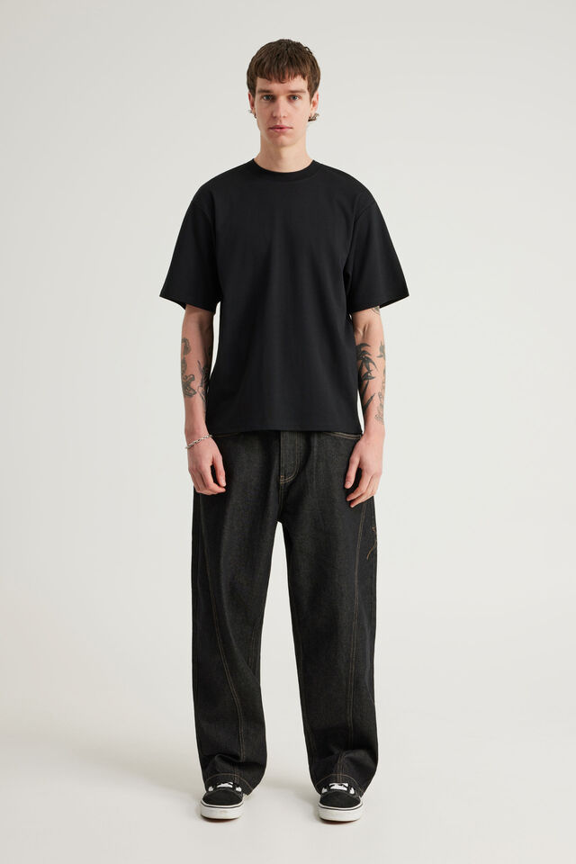 Authentics Clean Tshirt, BLACK