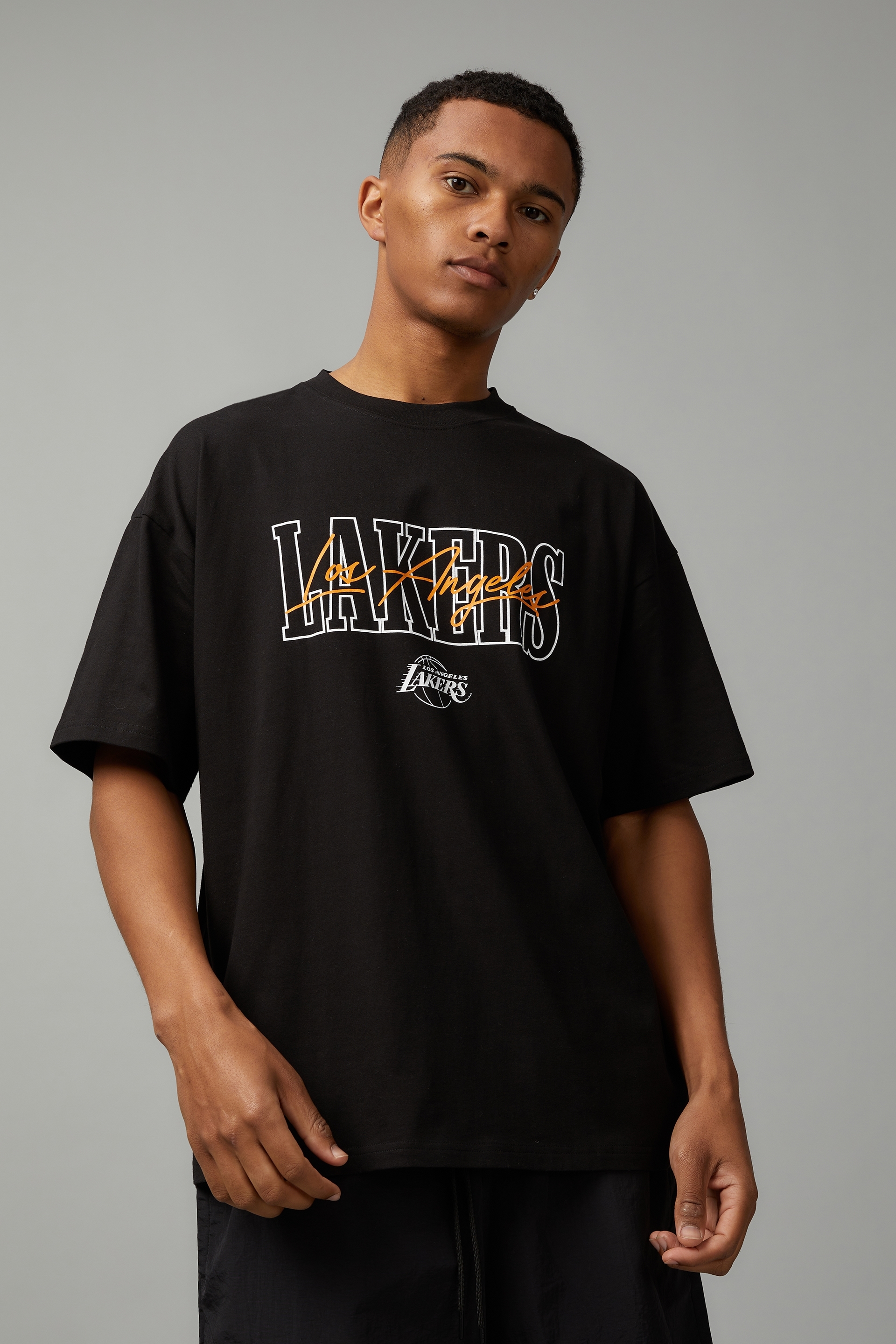 LA Lakers Team Graphic Black Oversized T-Shirt