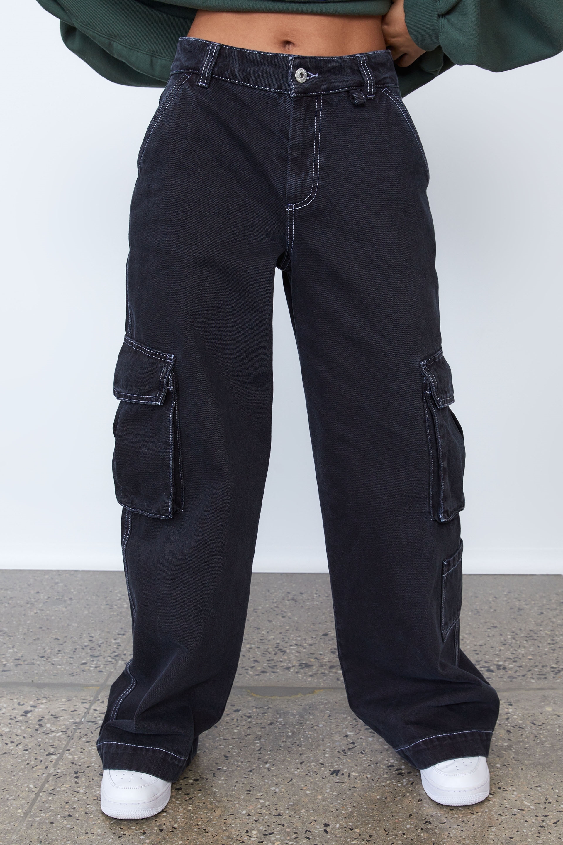 black jeans cargo pants